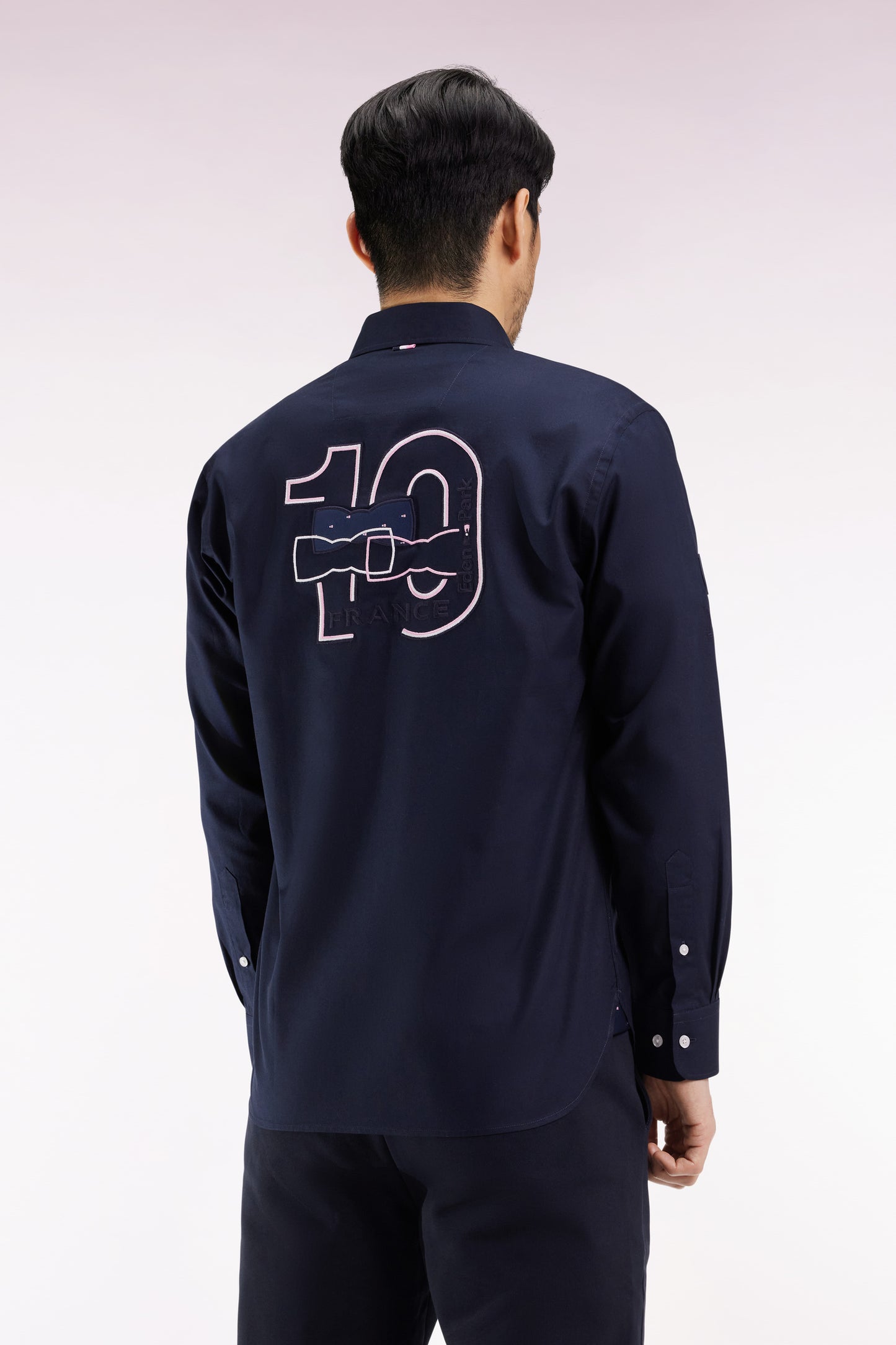 Chemise en coton marine broderie XV de France coupe droite