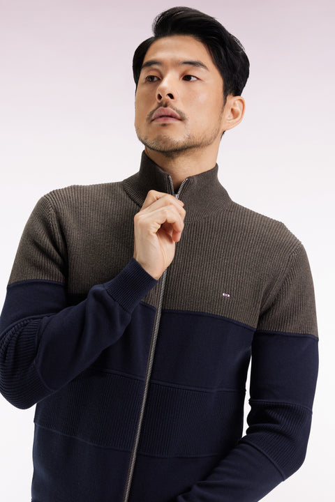 Cardigan zippé en coton bicolore marine et marron coupe droite - Image 3