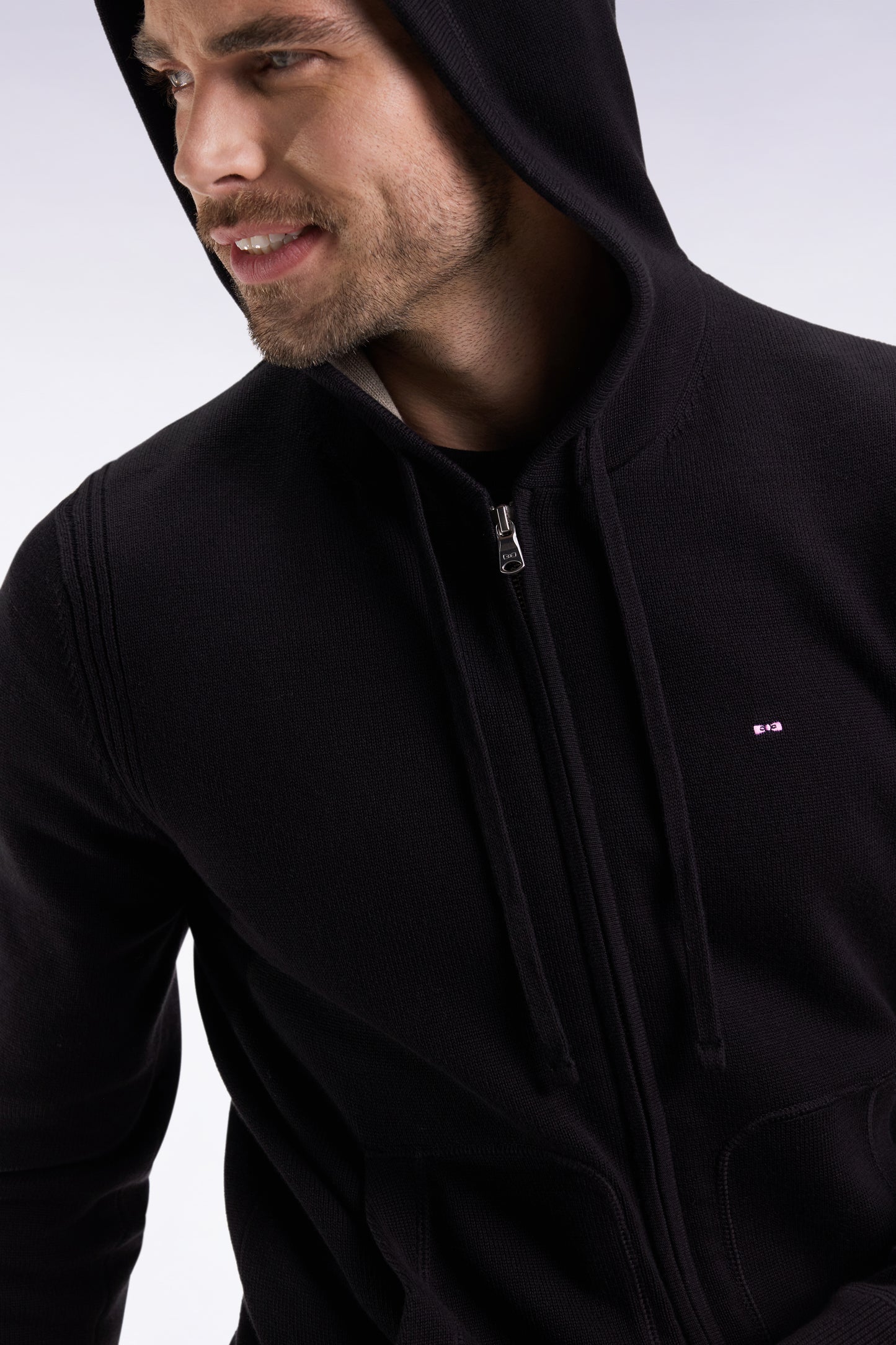 Pull à capuche zippé en coton noir coupe droite