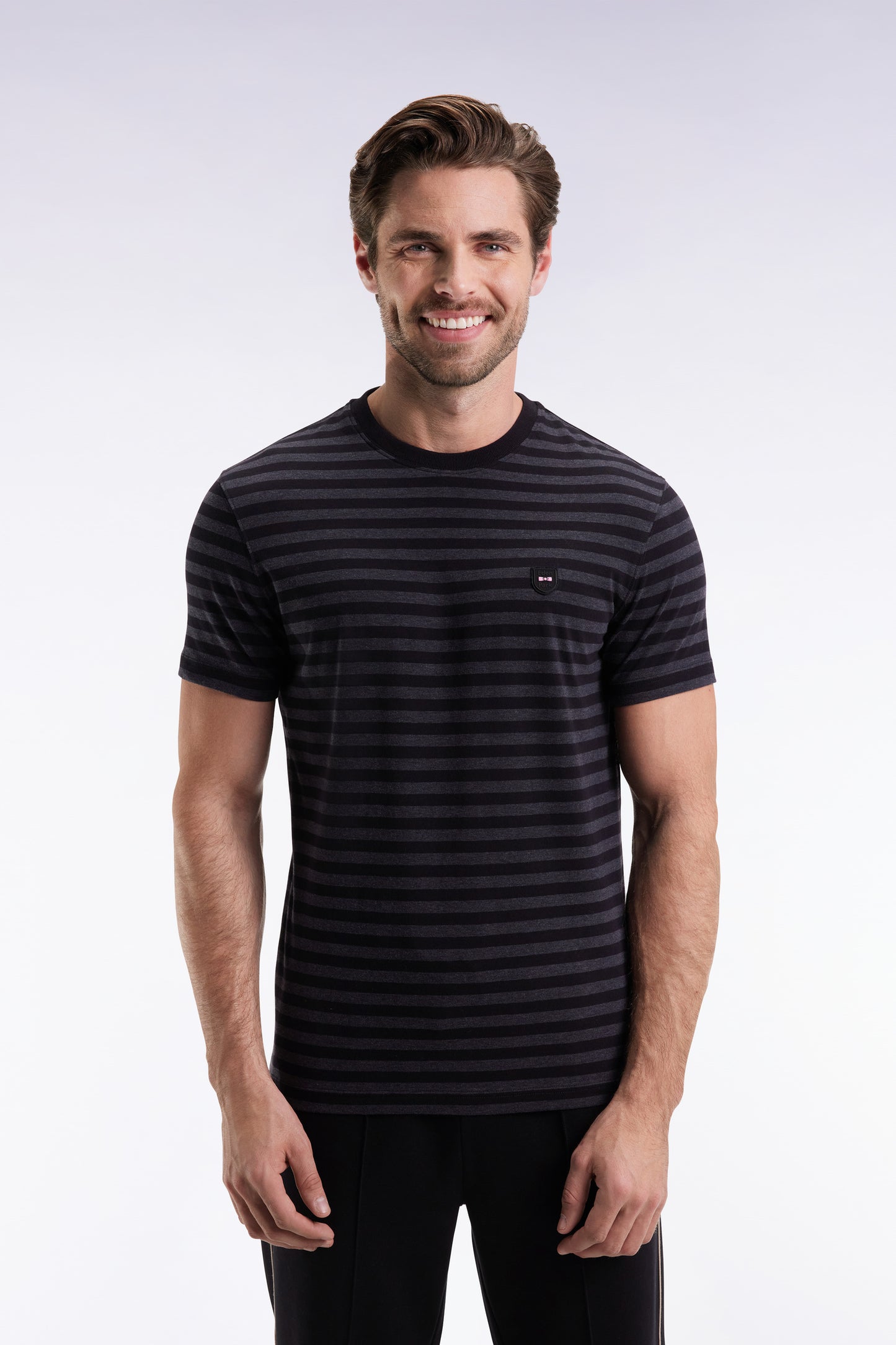 T-shirt à manches courtes en jersey de coton rayé noir et gris