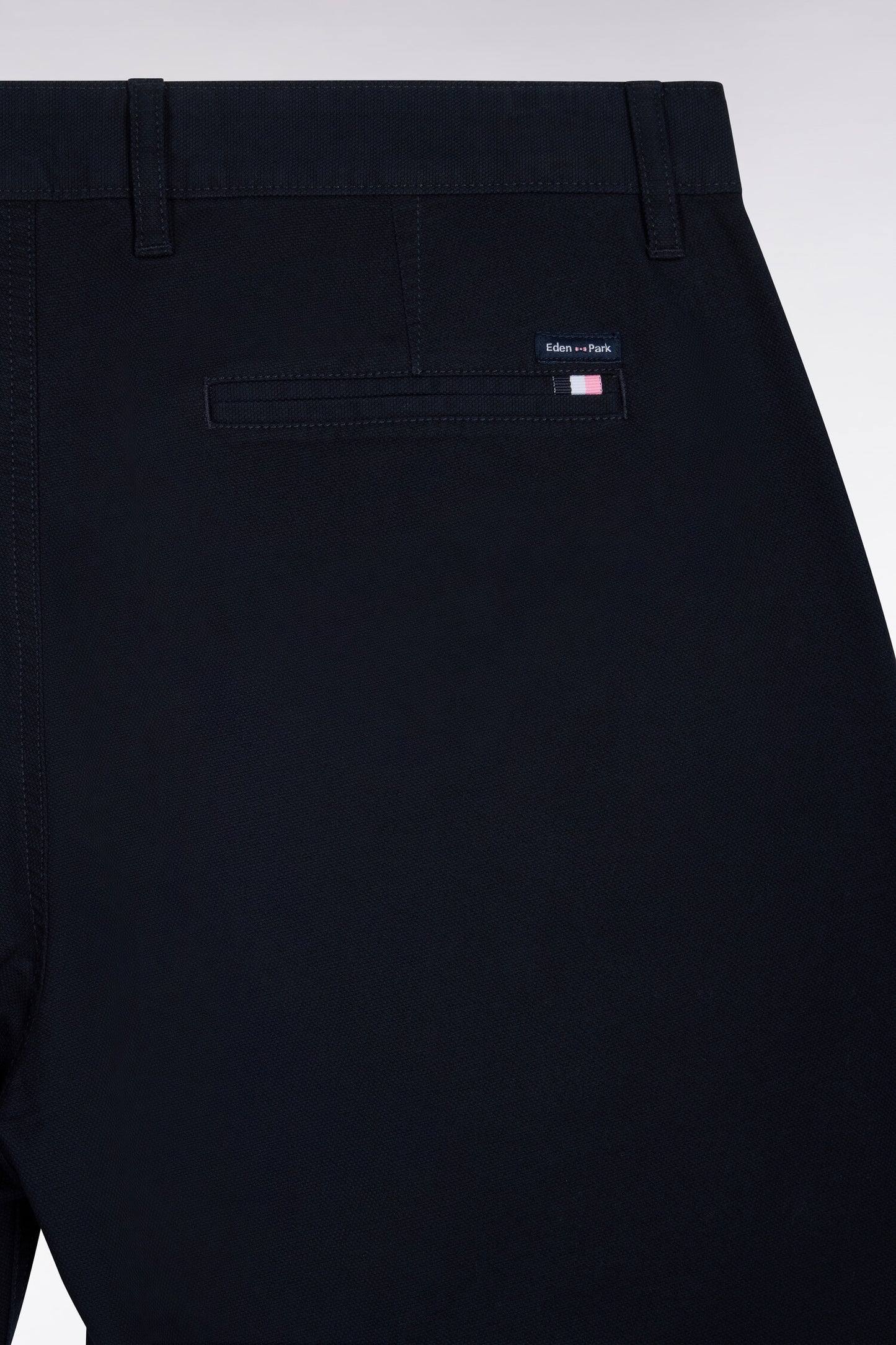 Pantalon chino sans plis en piqué de coton stretch marine coupe regular
