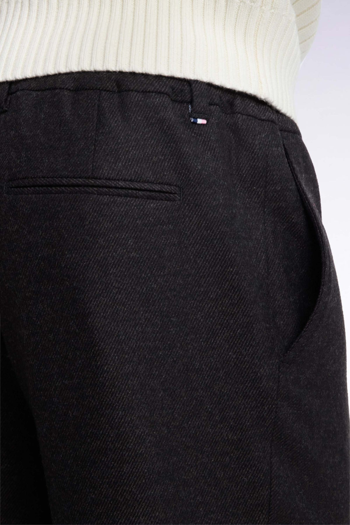 Pantalon à taille élastiquée en feutre léger marron coupe Modern