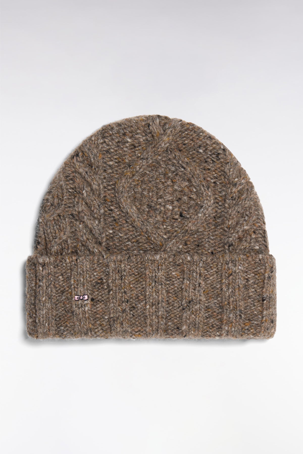 Bonnet en maille torsadée marron