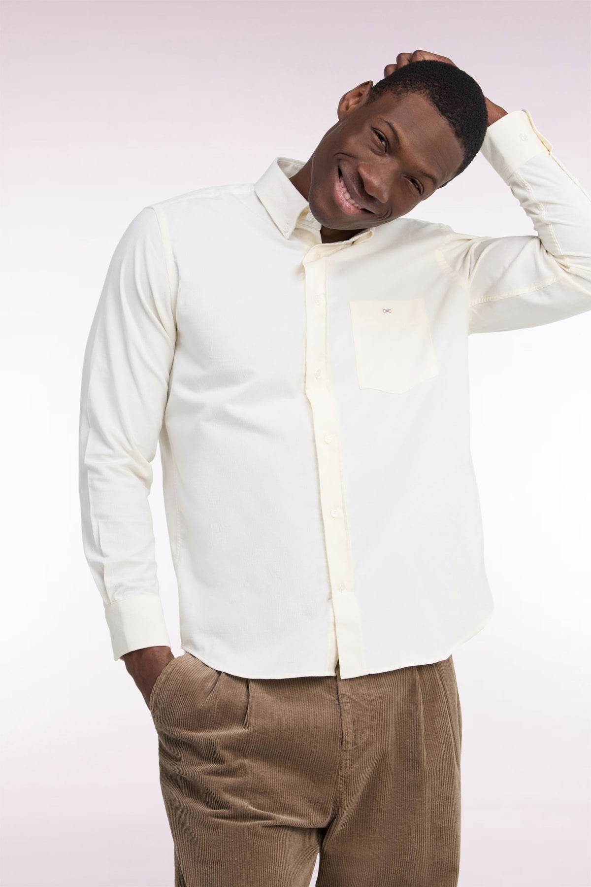 Chemise en coton côtelé écru coupe droite