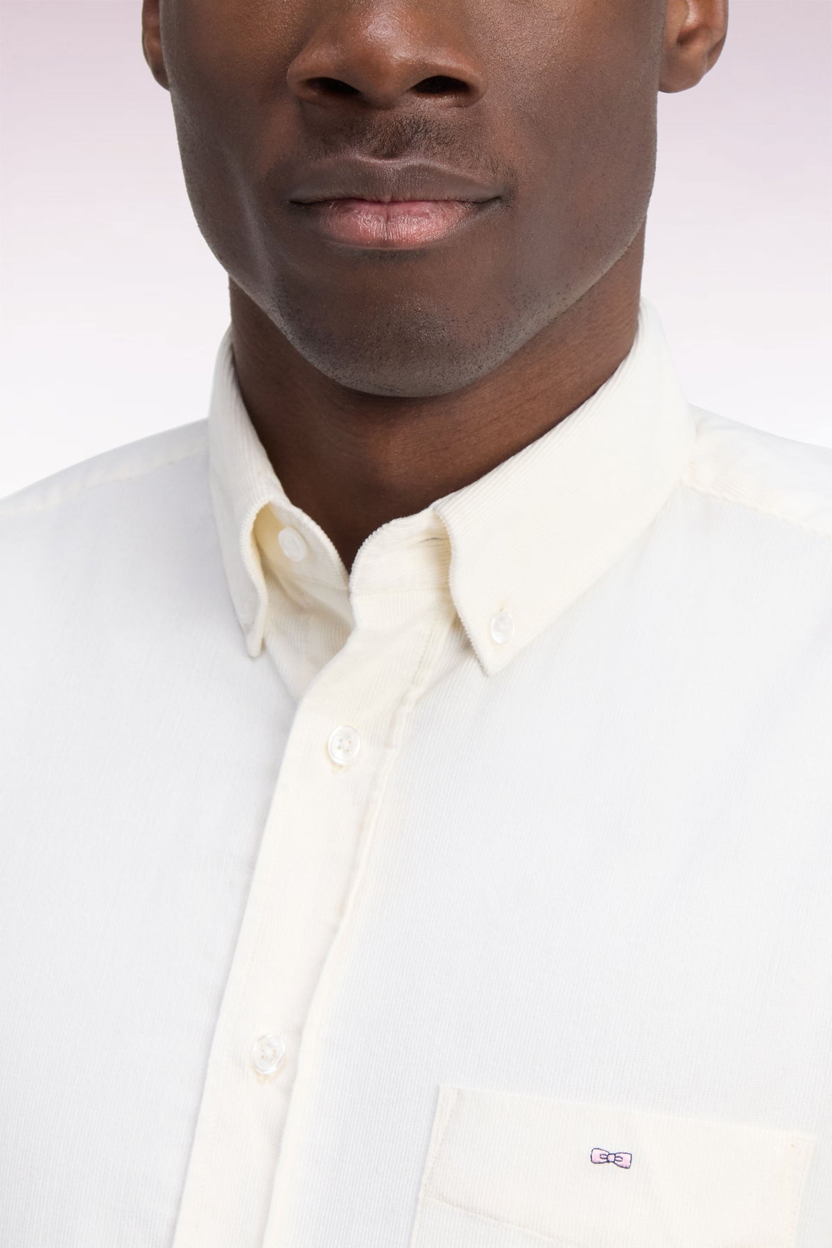 Chemise en coton côtelé écru coupe droite