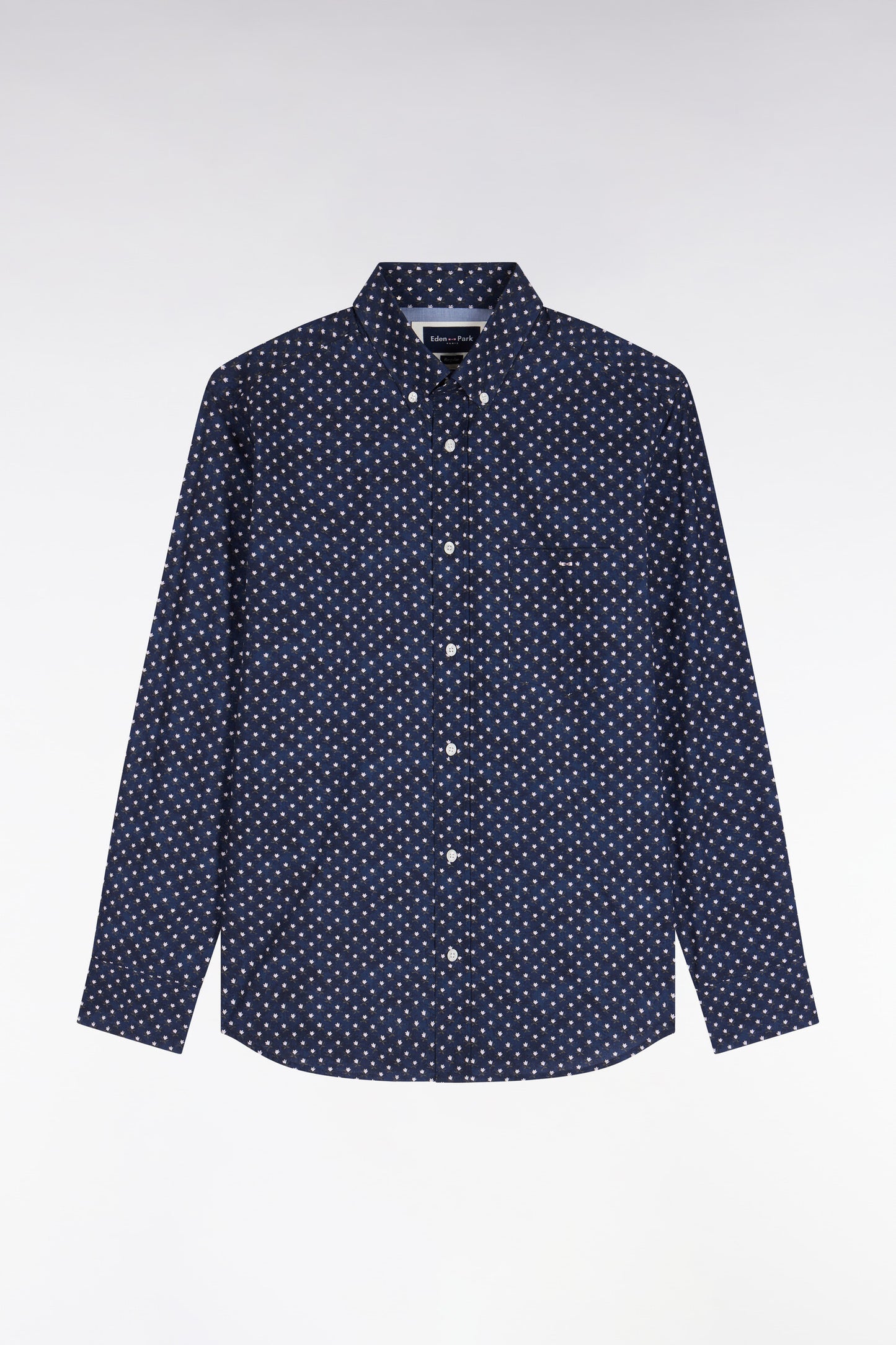 Chemise en coton marine à micromotifs fleurs blanches coupe droite