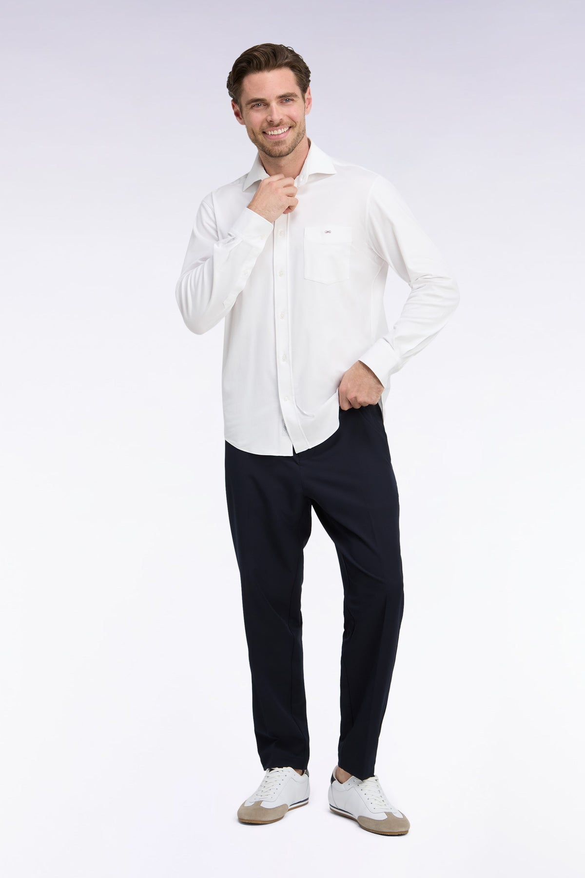 Chemise en coton stretch blanc coupe droite