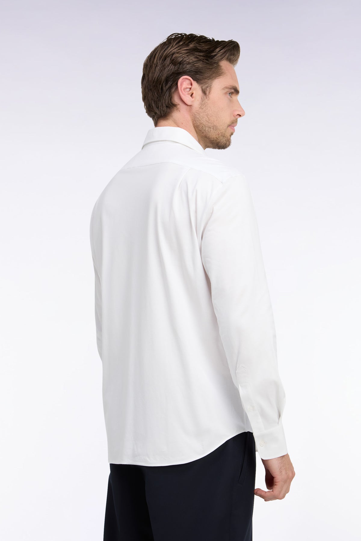 Chemise en coton stretch blanc coupe droite