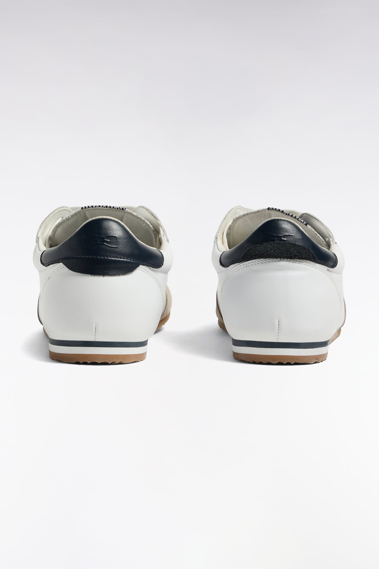 Baskets basses en cuir blanc