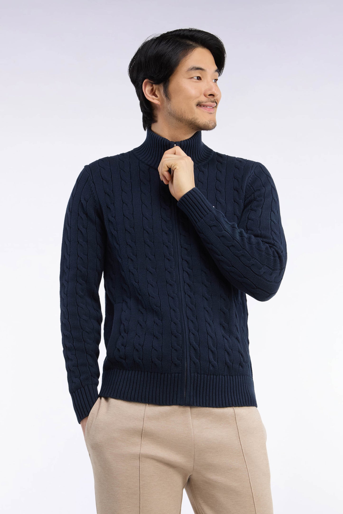 Cardigan à torsades zippé en coton marine coupe droite