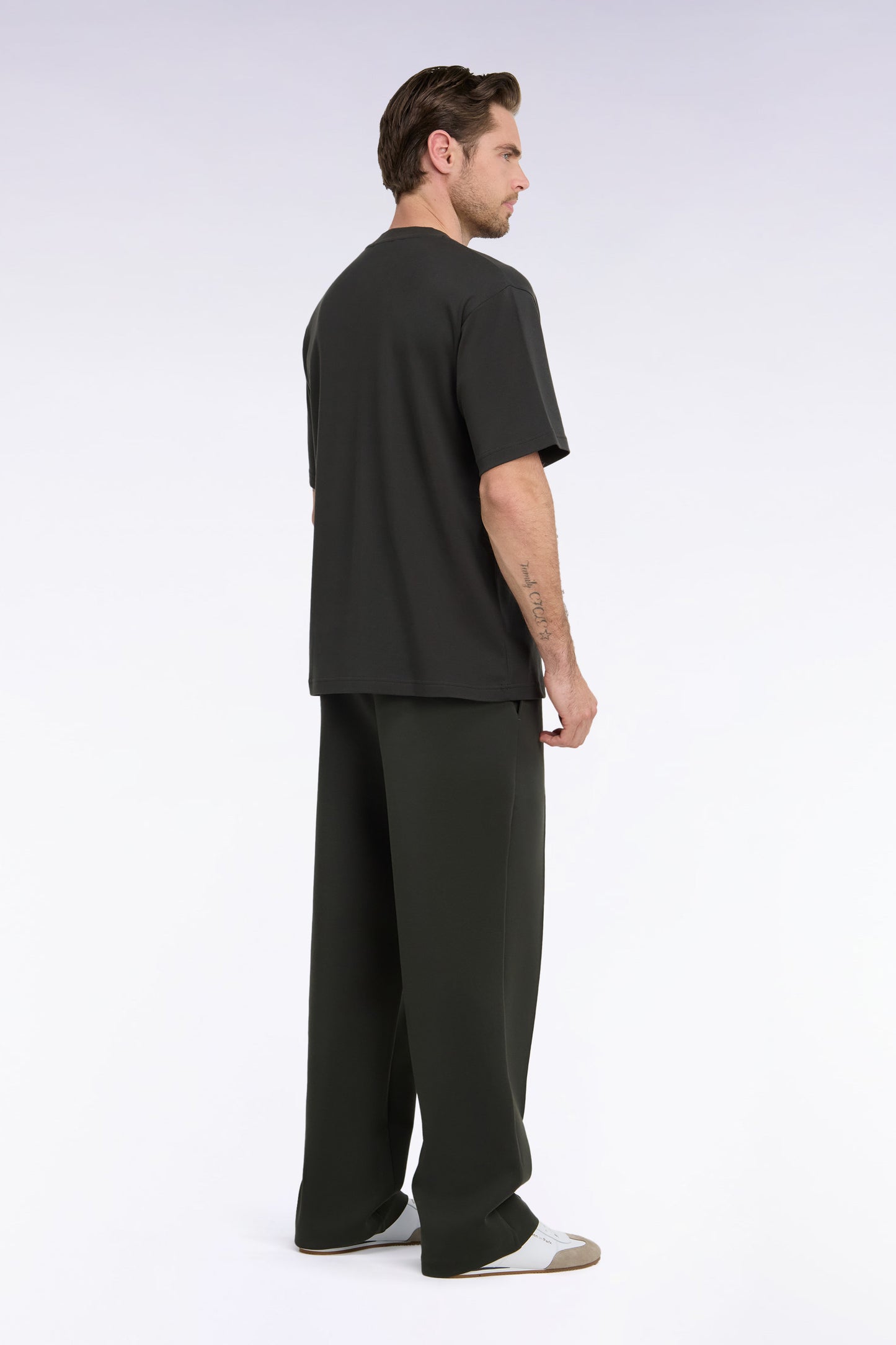 Jogging unisexe kaki coupe loose