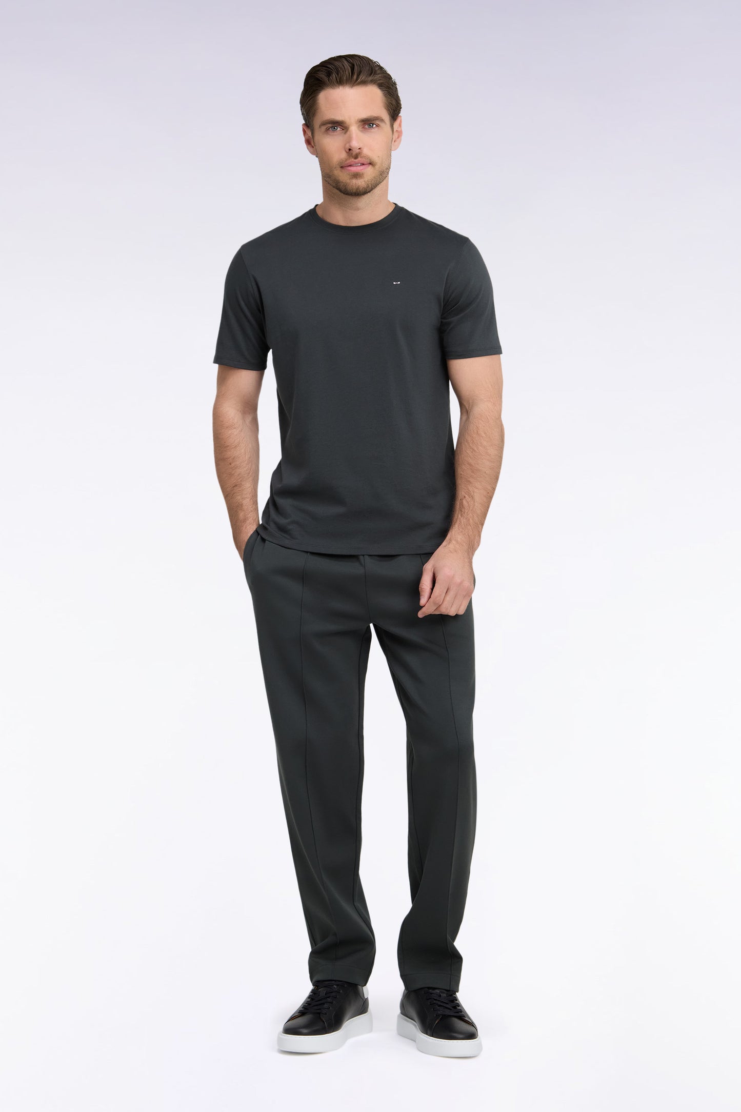 Jogging en interlock de coton stretch kaki coupe droite