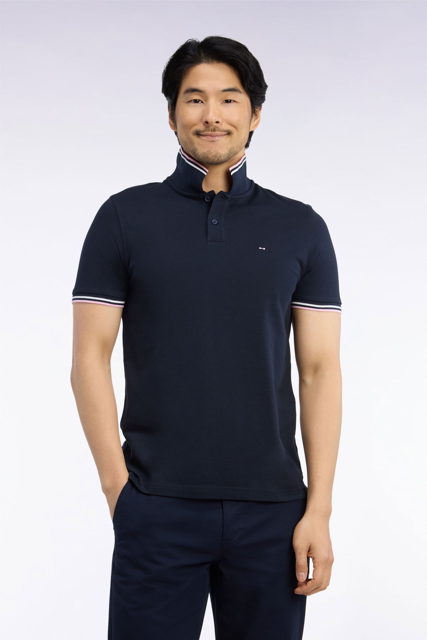 Polo manches courtes en piqué coton marine coupe droite