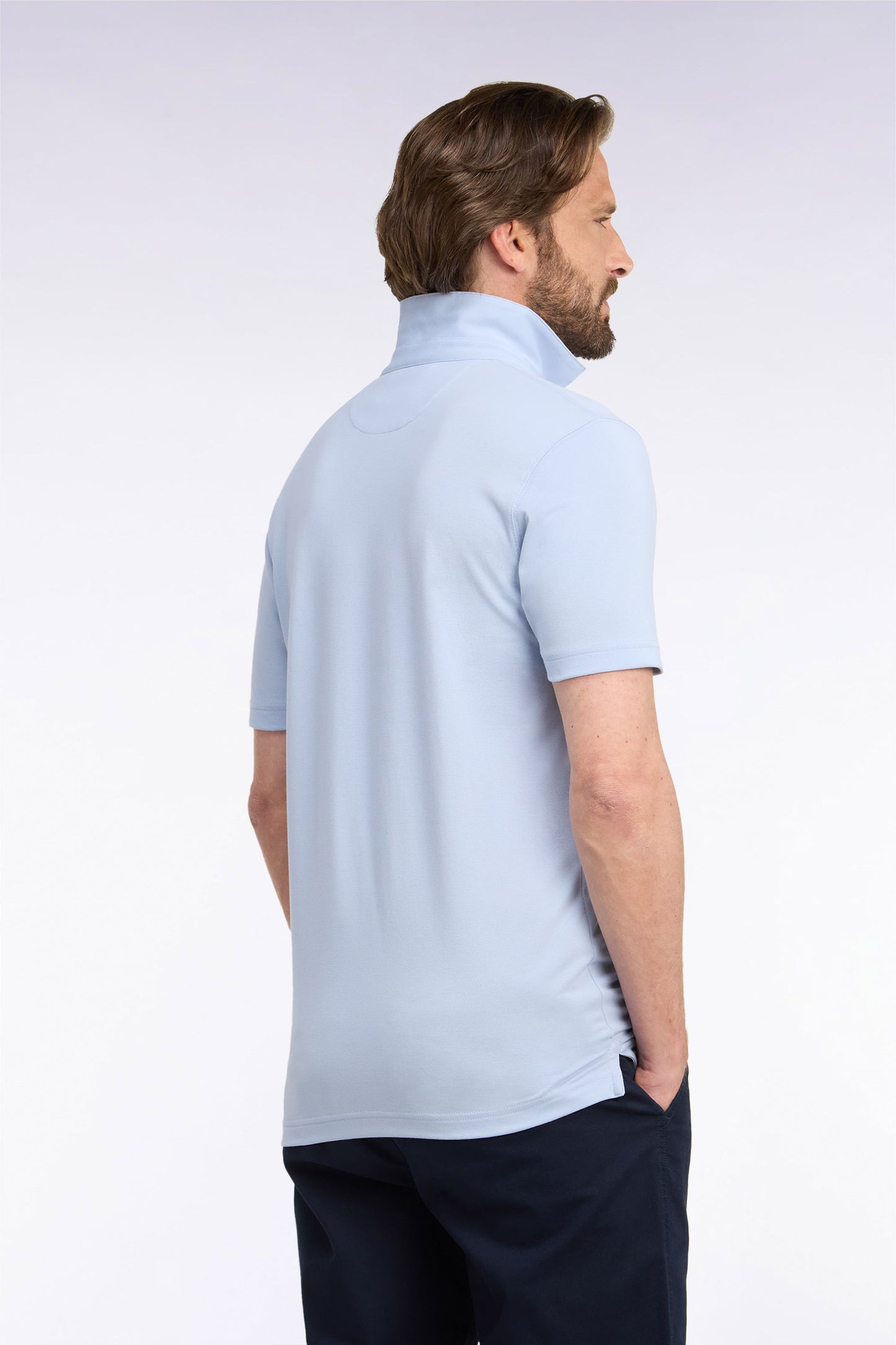 Polo golf manches courtes bleu ciel coupe droite