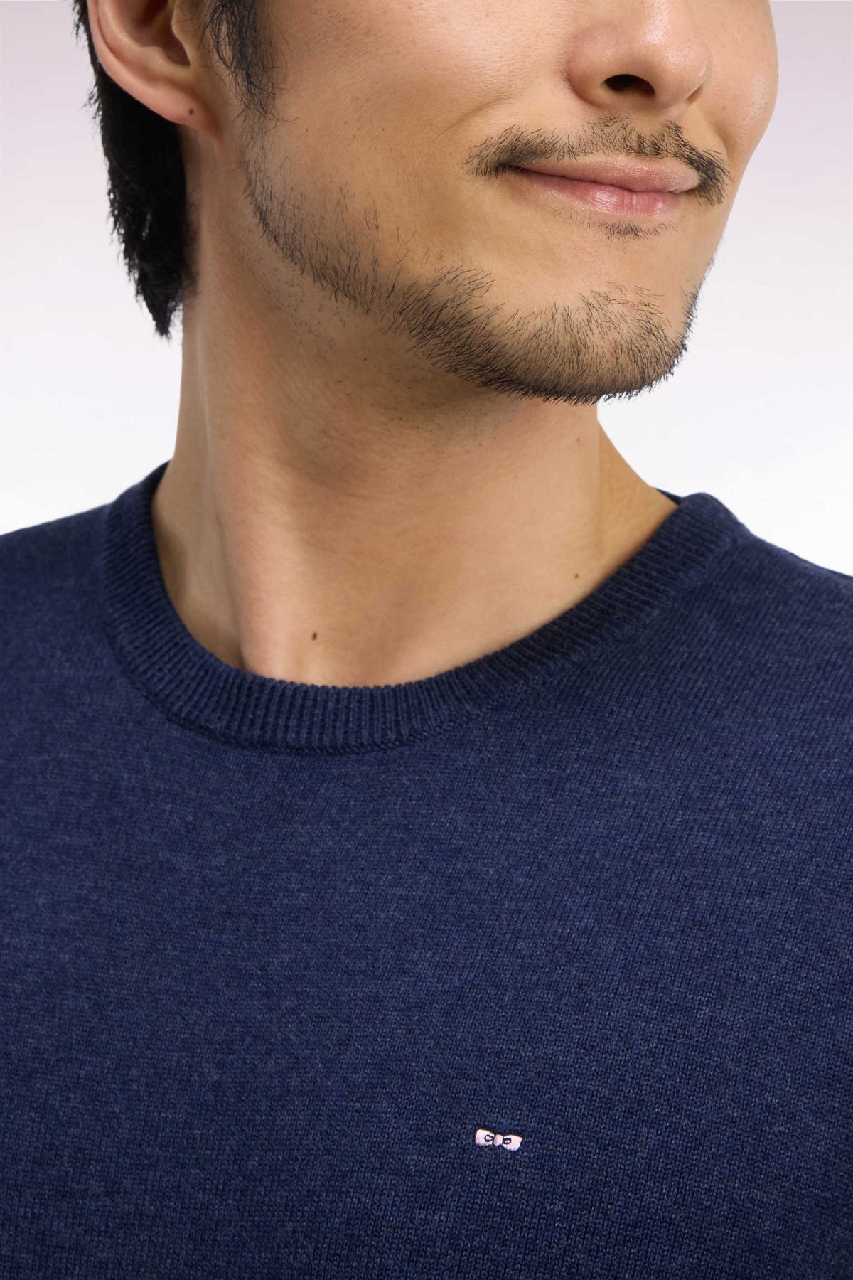 Pull col rond en laine et coton bleu coupe droite