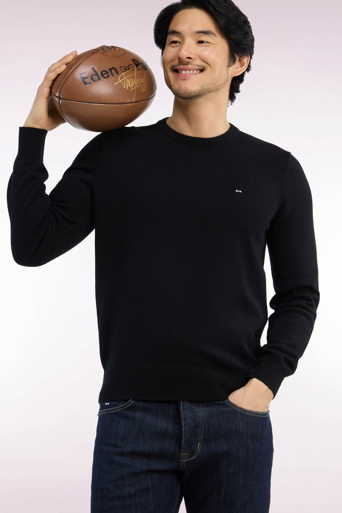 Pull col rond en laine et coton noir coupe droite