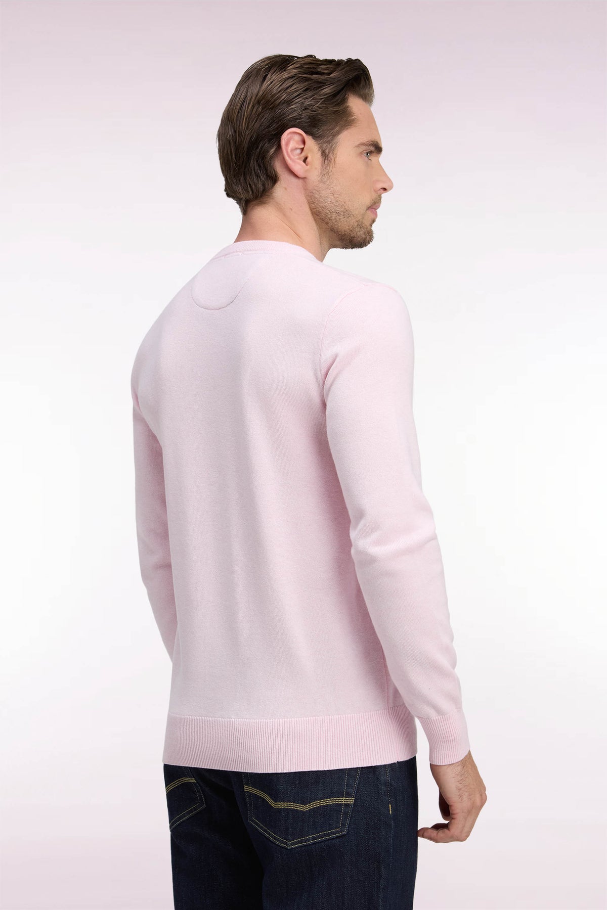 Pull col rond en laine et coton rose coupe droite