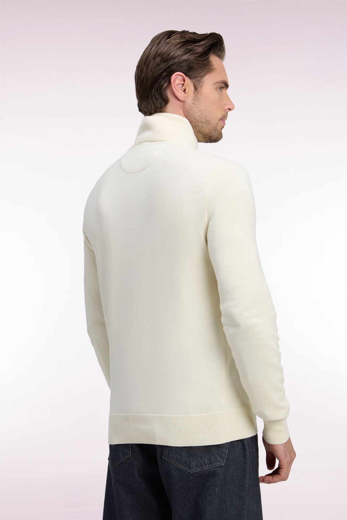 Pull col camionneur en laine et coton écru coupe droite