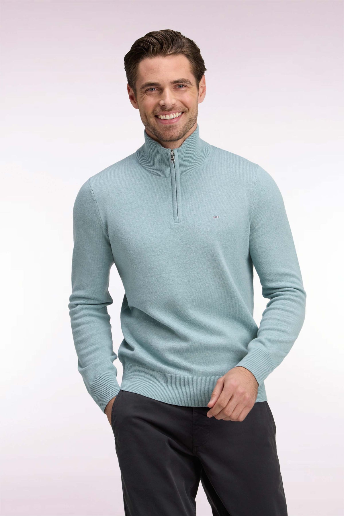 Pull col camionneur en laine et coton vert d'eau coupe droite