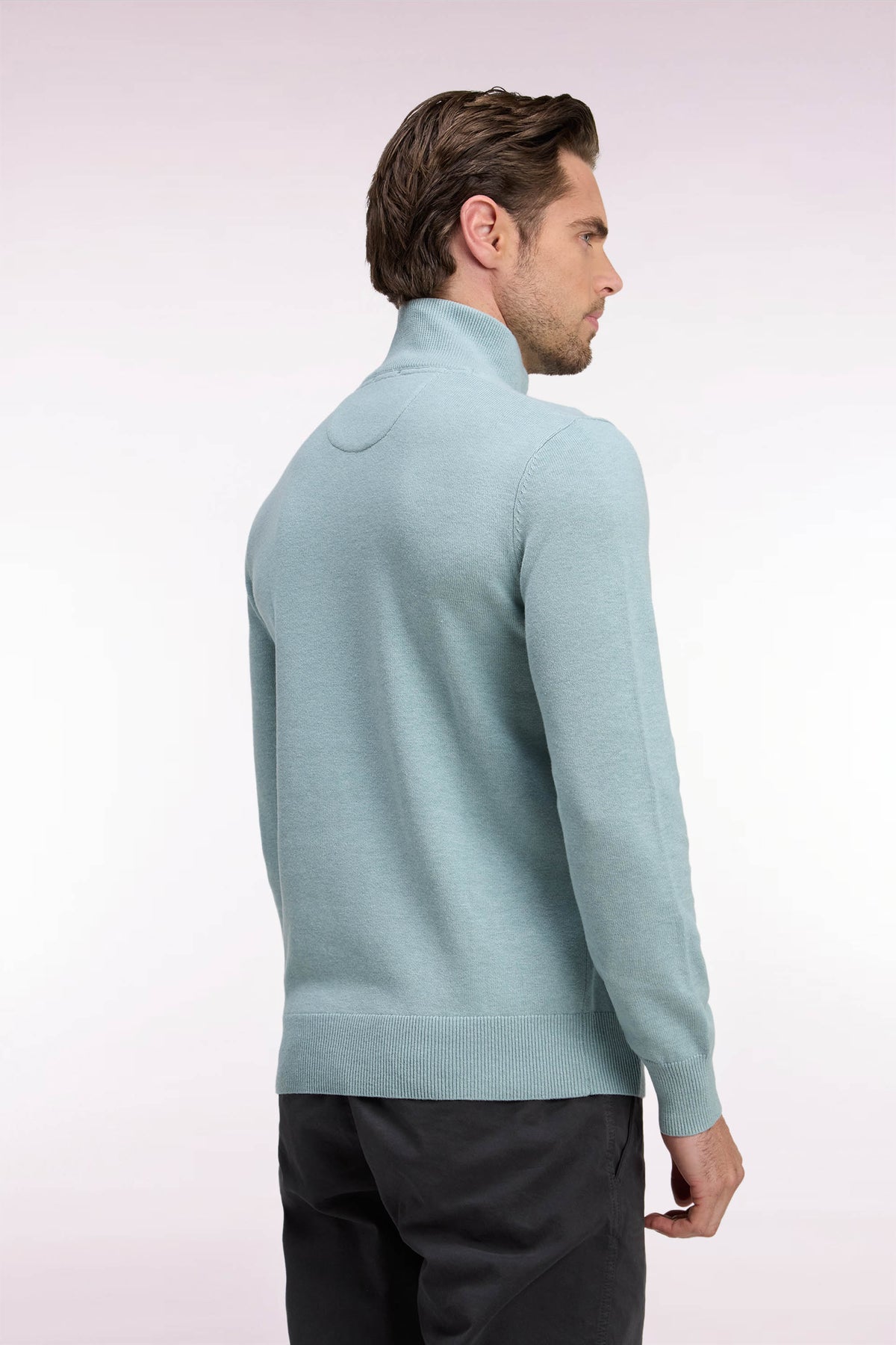 Pull col camionneur en laine et coton vert d'eau coupe droite