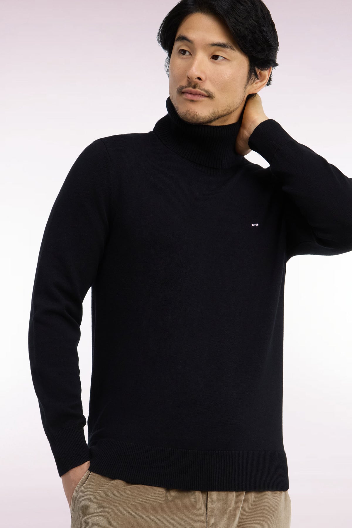 Pull col roulé en laine et coton noir coupe droite