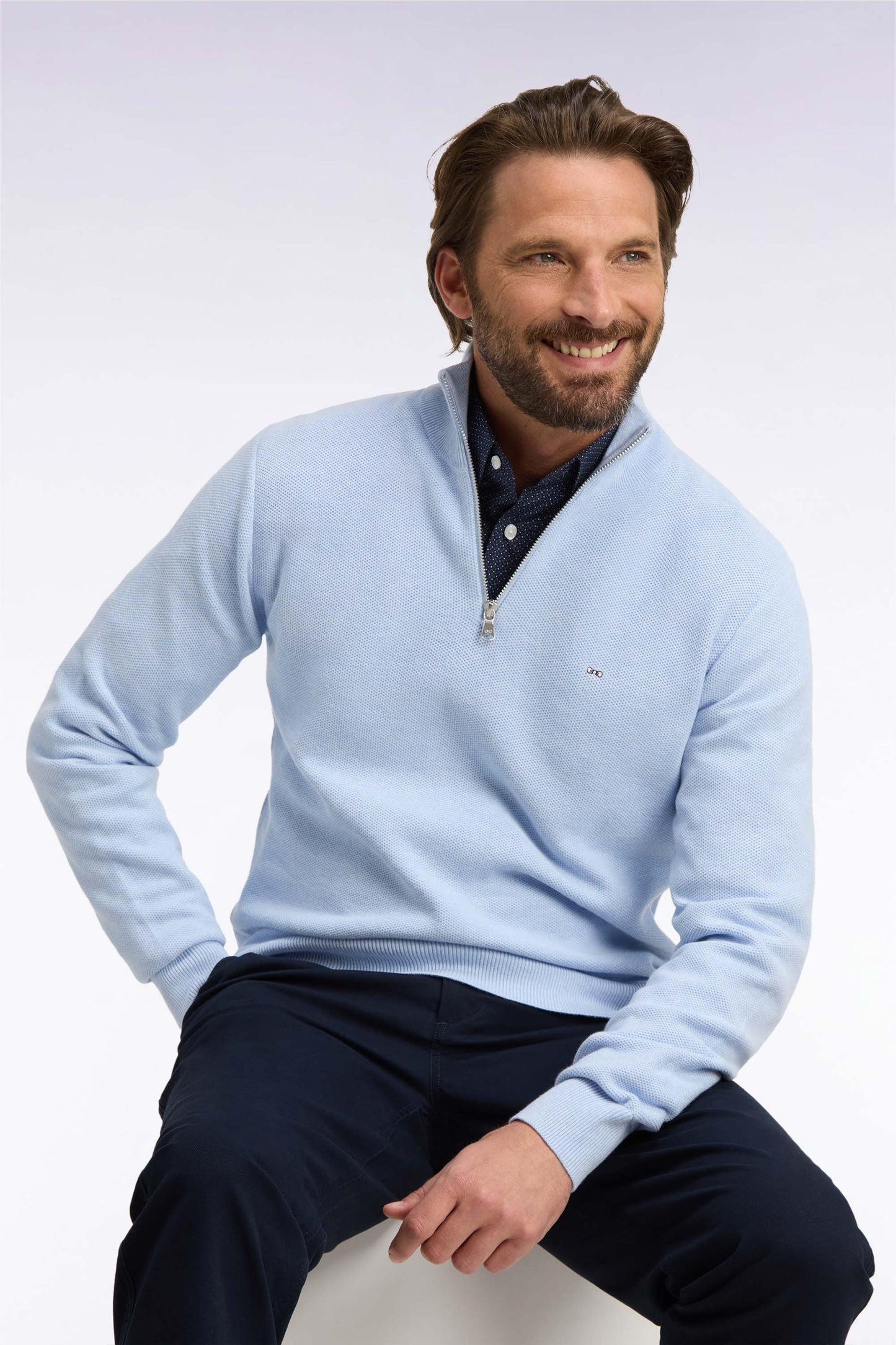 Pull col camionneur en coton gris clair coupe droite
