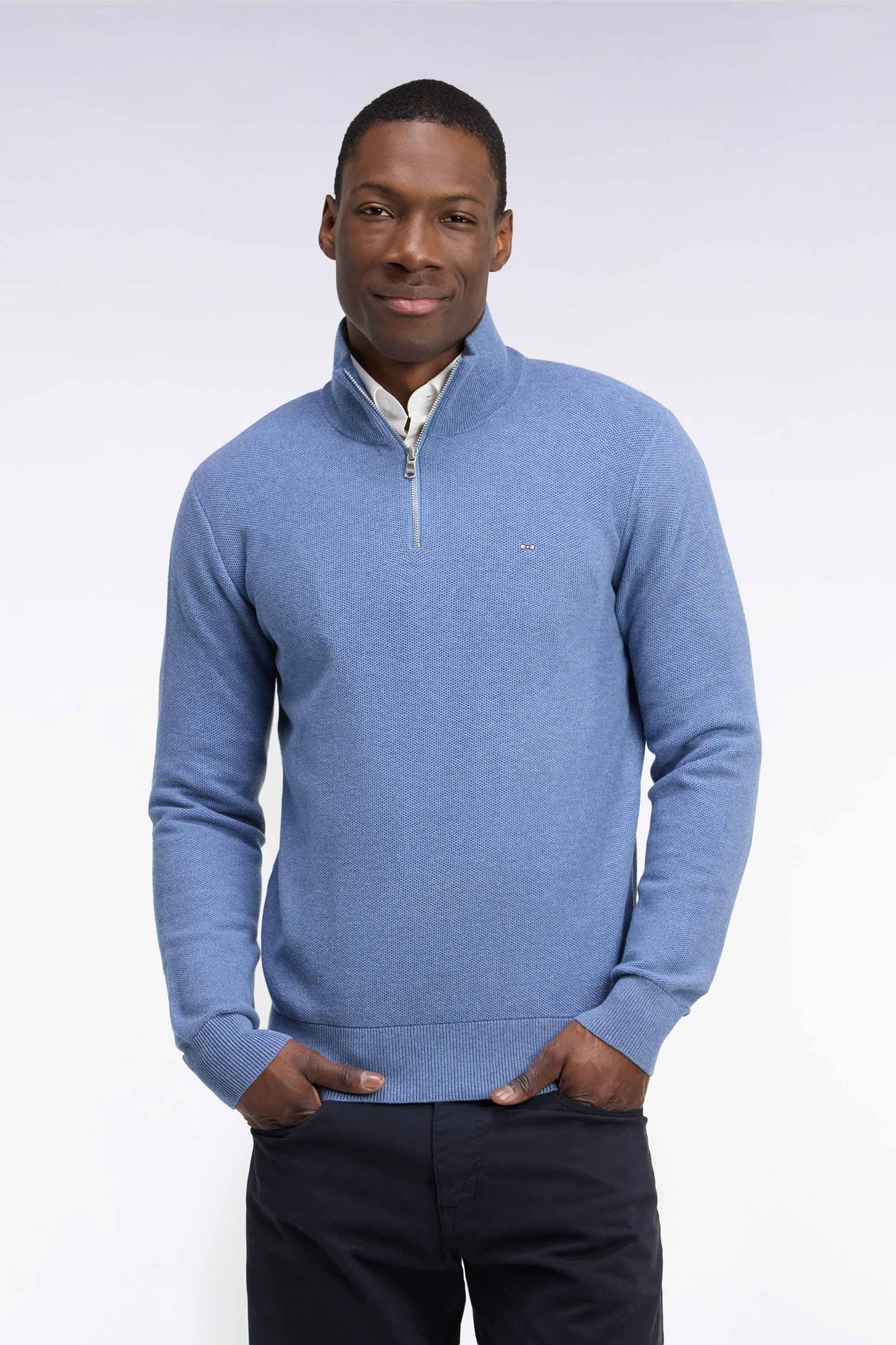 Pull col camionneur en coton bleu coupe droite