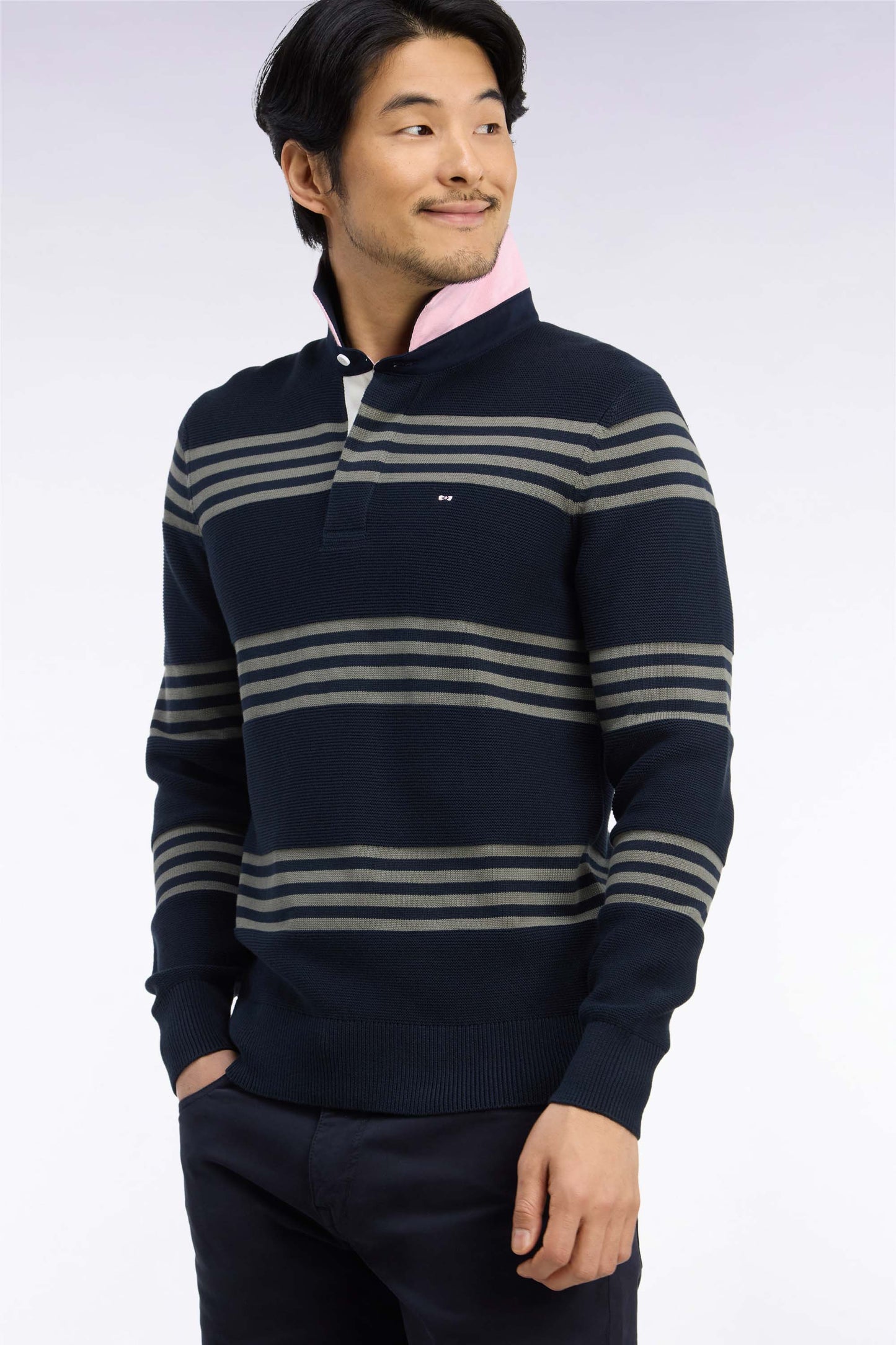 Pull à col maillot en coton vert olive et marine coupe droite