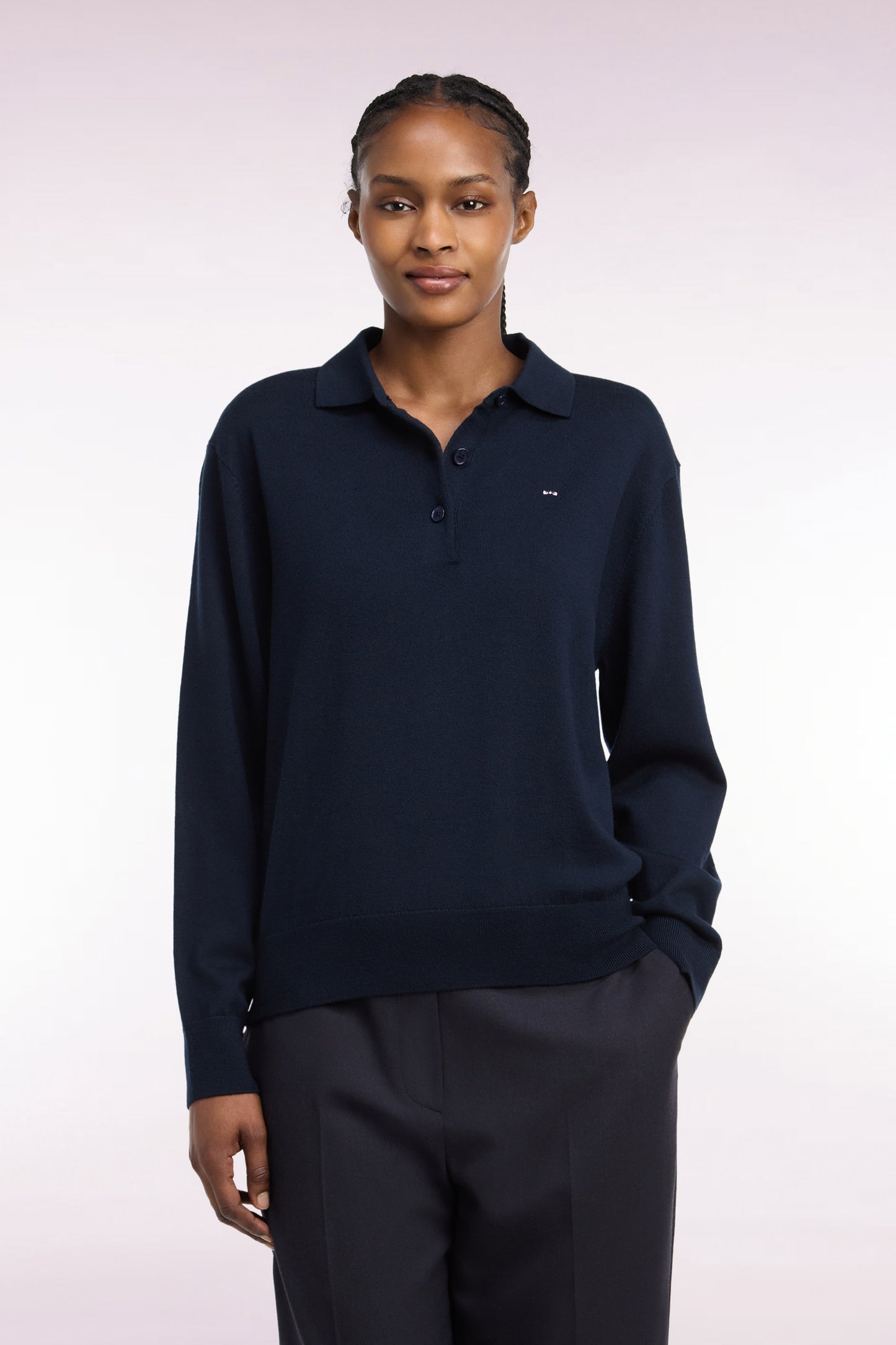 Pull col maillot en laine marine coupe décontractée