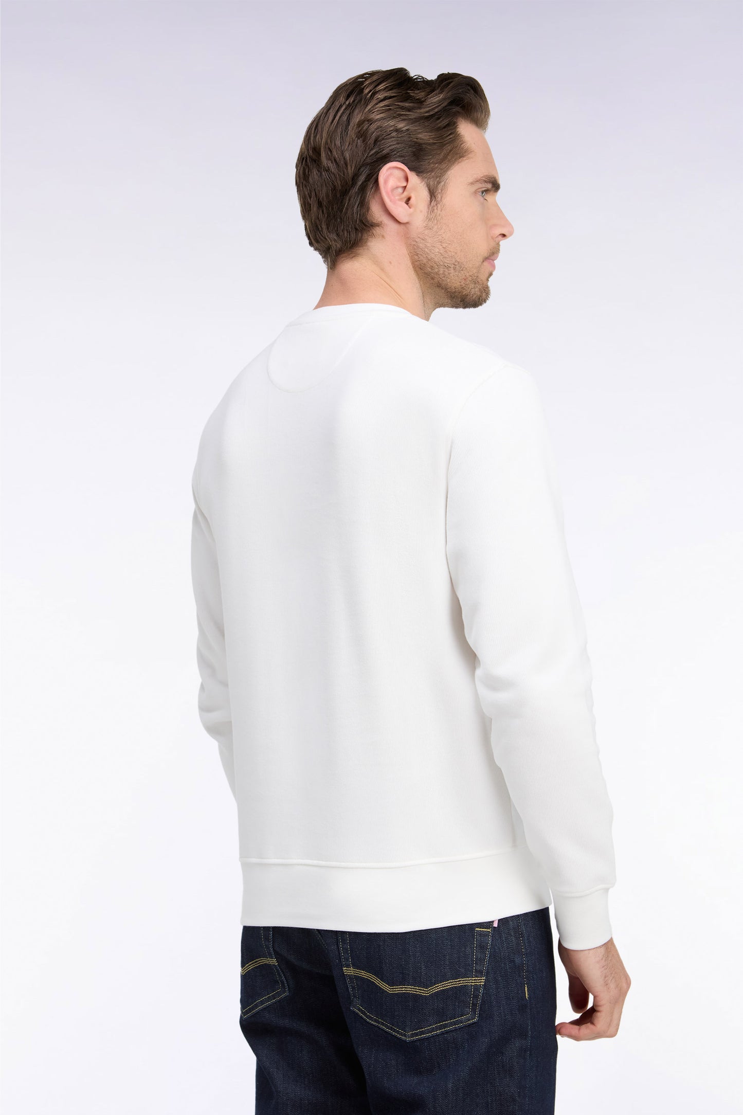 Sweatshirt à col rond en molleton coton écru coupe droite