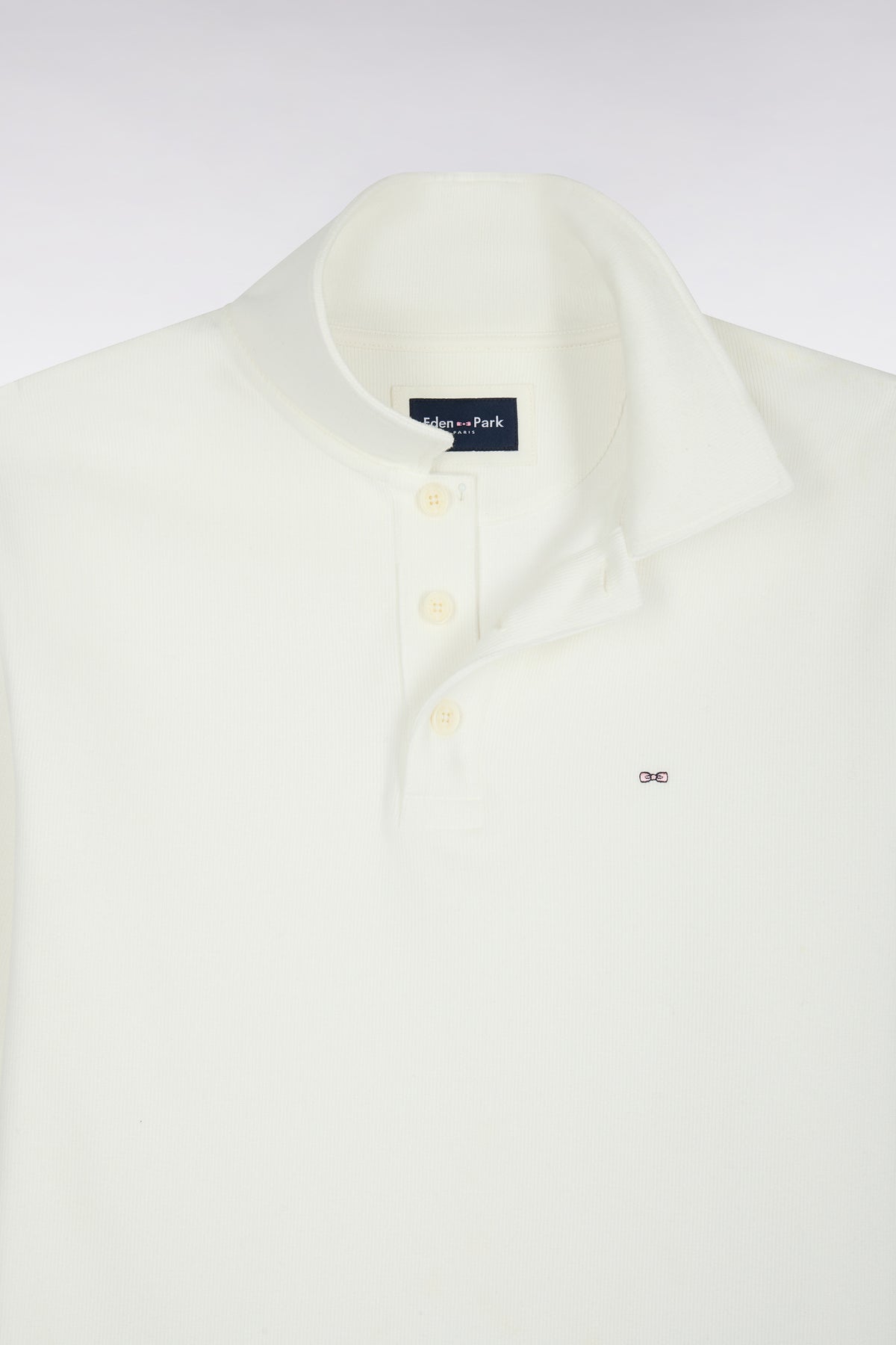 Sweatshirt col polo en coton écru coupe droite