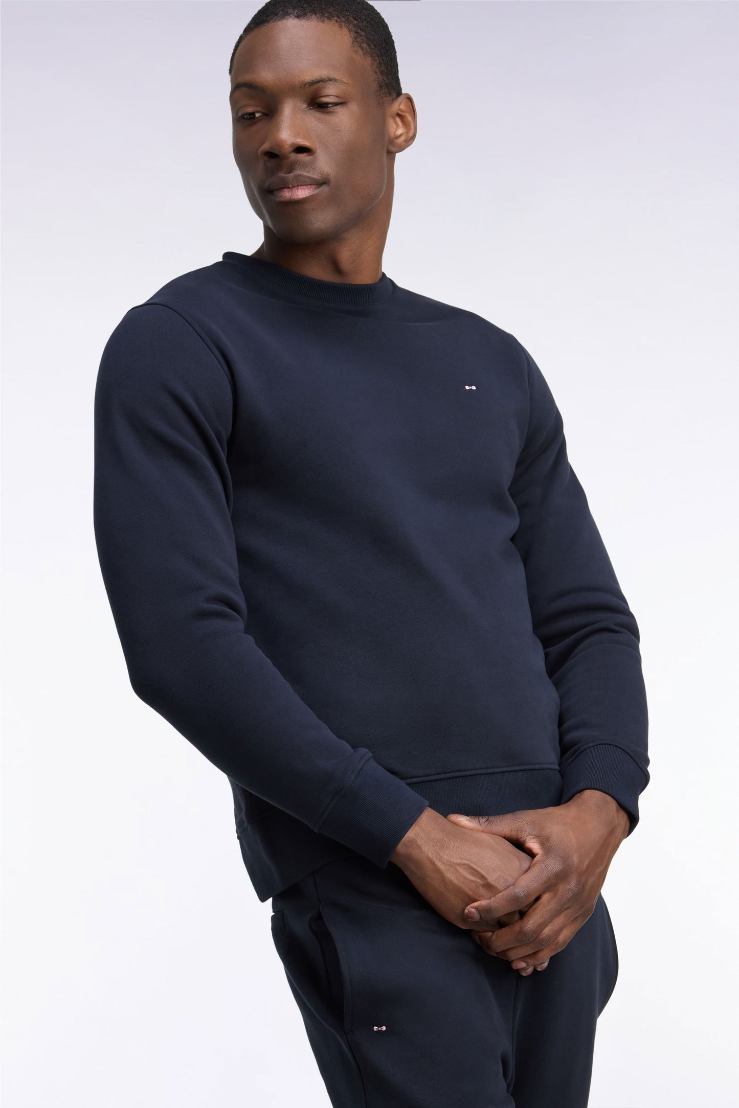 Sweatshirt col rond en molleton coton marine coupe droite