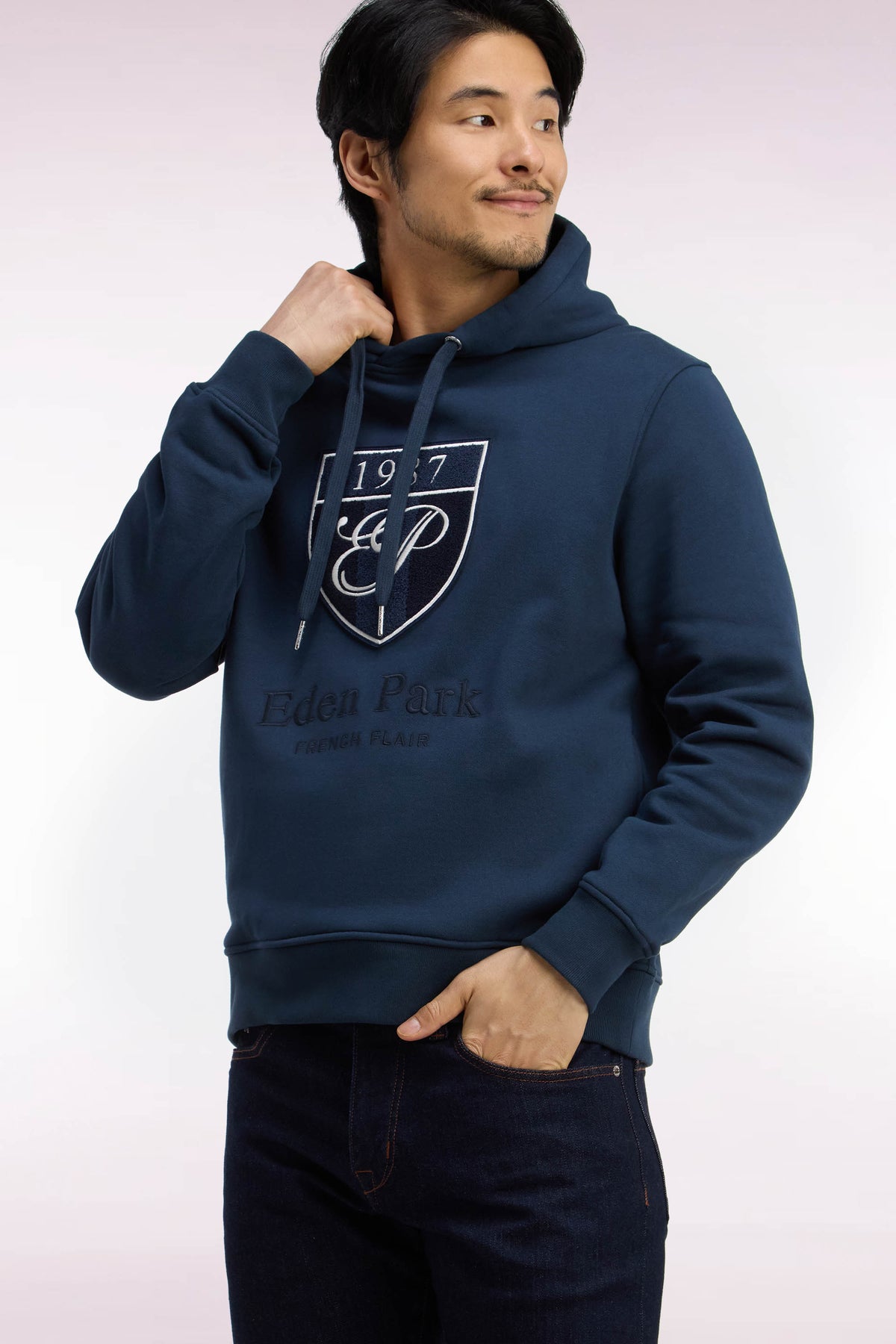 Sweatshirt à capuche en molleton coton gris broderie héritage coupe droite
