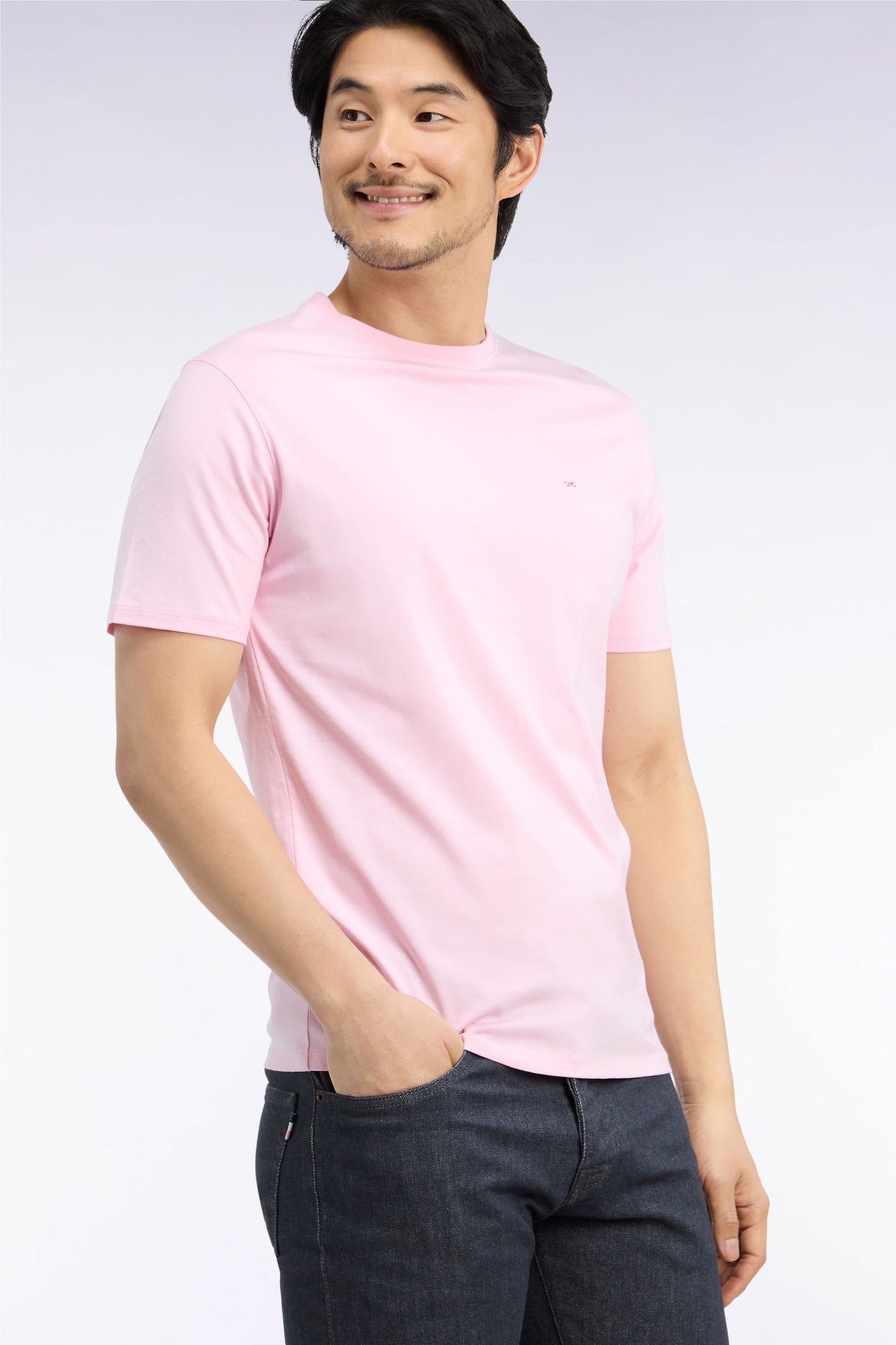 T-shirt manches courtes col rond en coton rose coupe droite