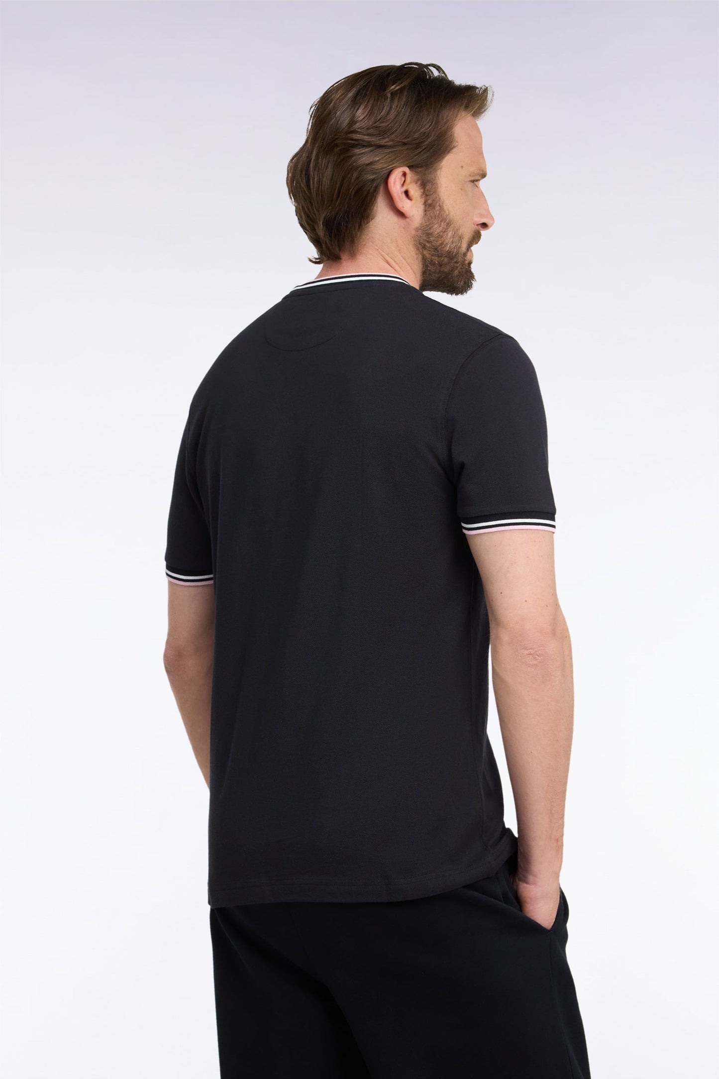 T-shirt manches courtes en coton noir à bords-côtes rayés coupe droite