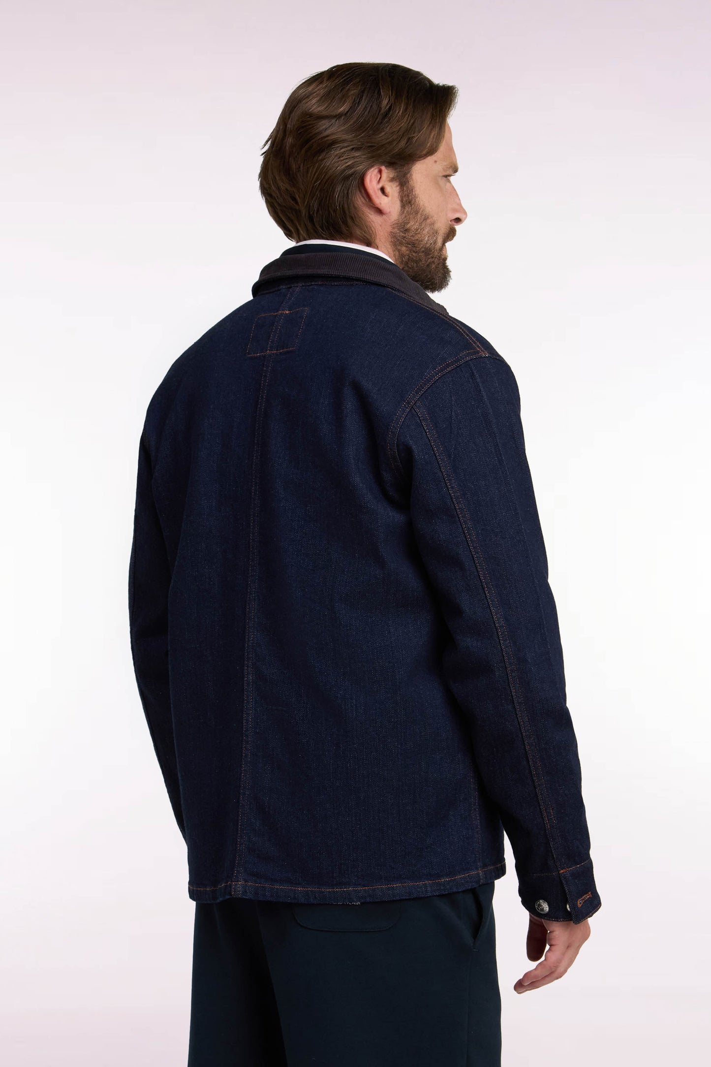 Surchemise en denim brut col en velours côtelé