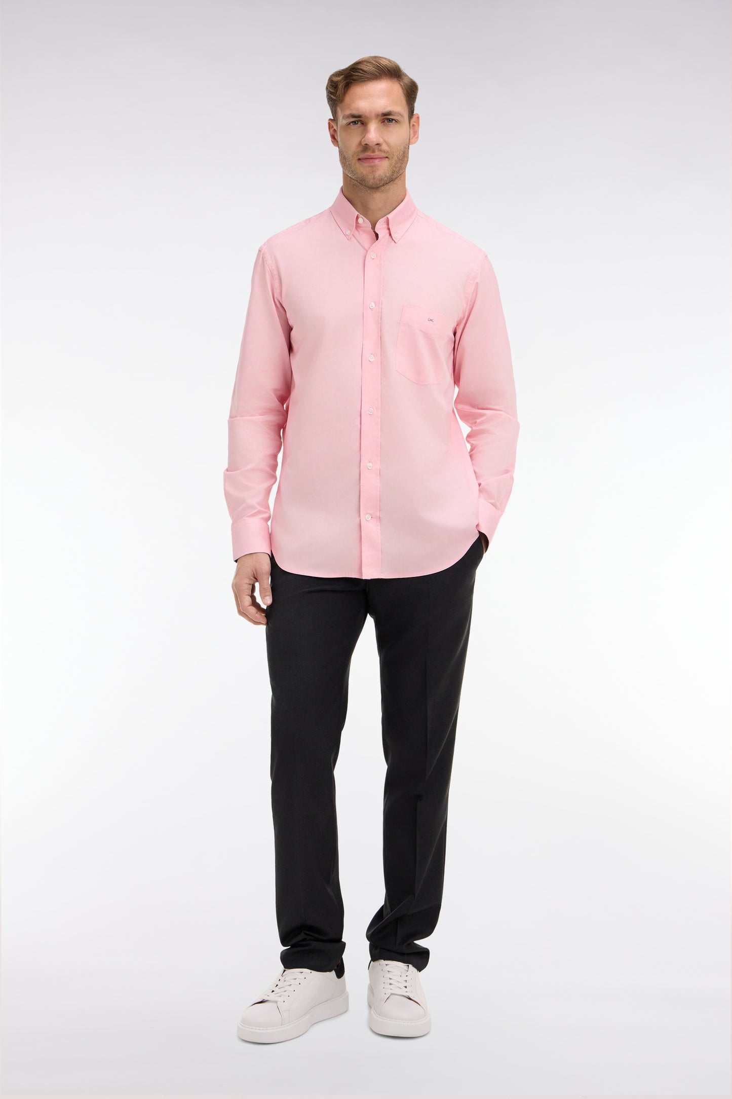 Slim dark grey wool trousers with broken fold