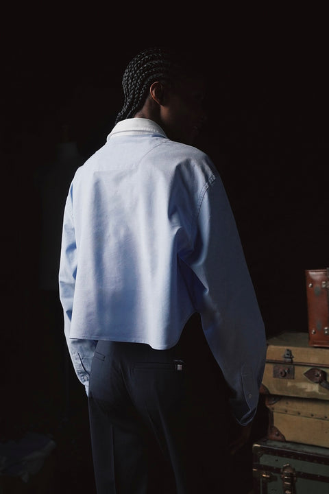 Chemisier cropped unie en coton ciel Pap'atelier - Image 2