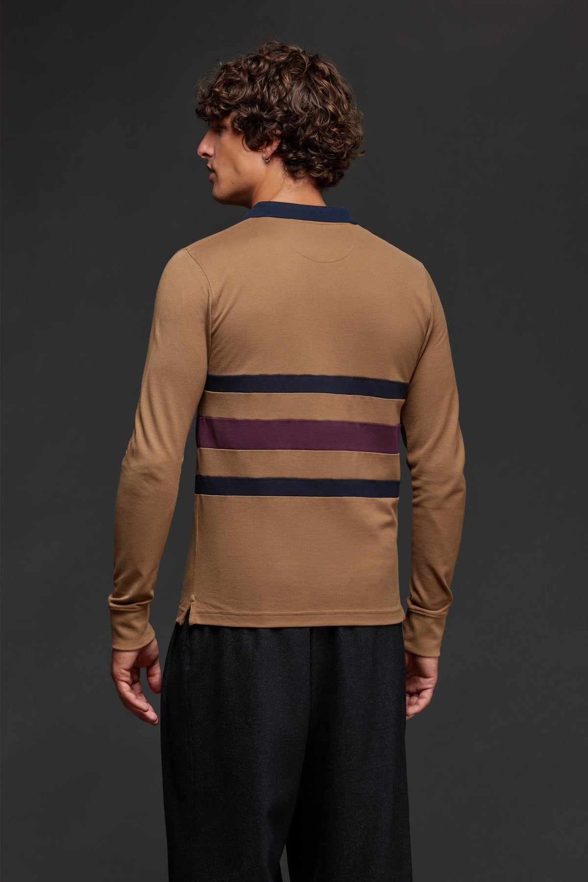 Polo manches longues upcyclé Pap'Atelier en coton camel à rayures marine et bordeaux