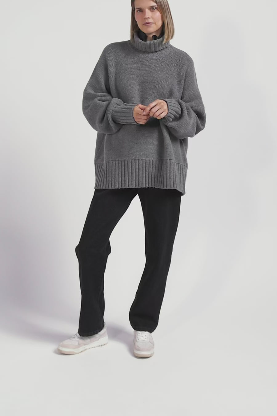 Pull col roulé en laine mélangée gris coupe Oversized