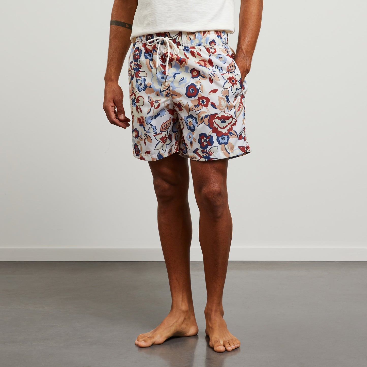 Short de bain blanc imprimé fleurs exclusif