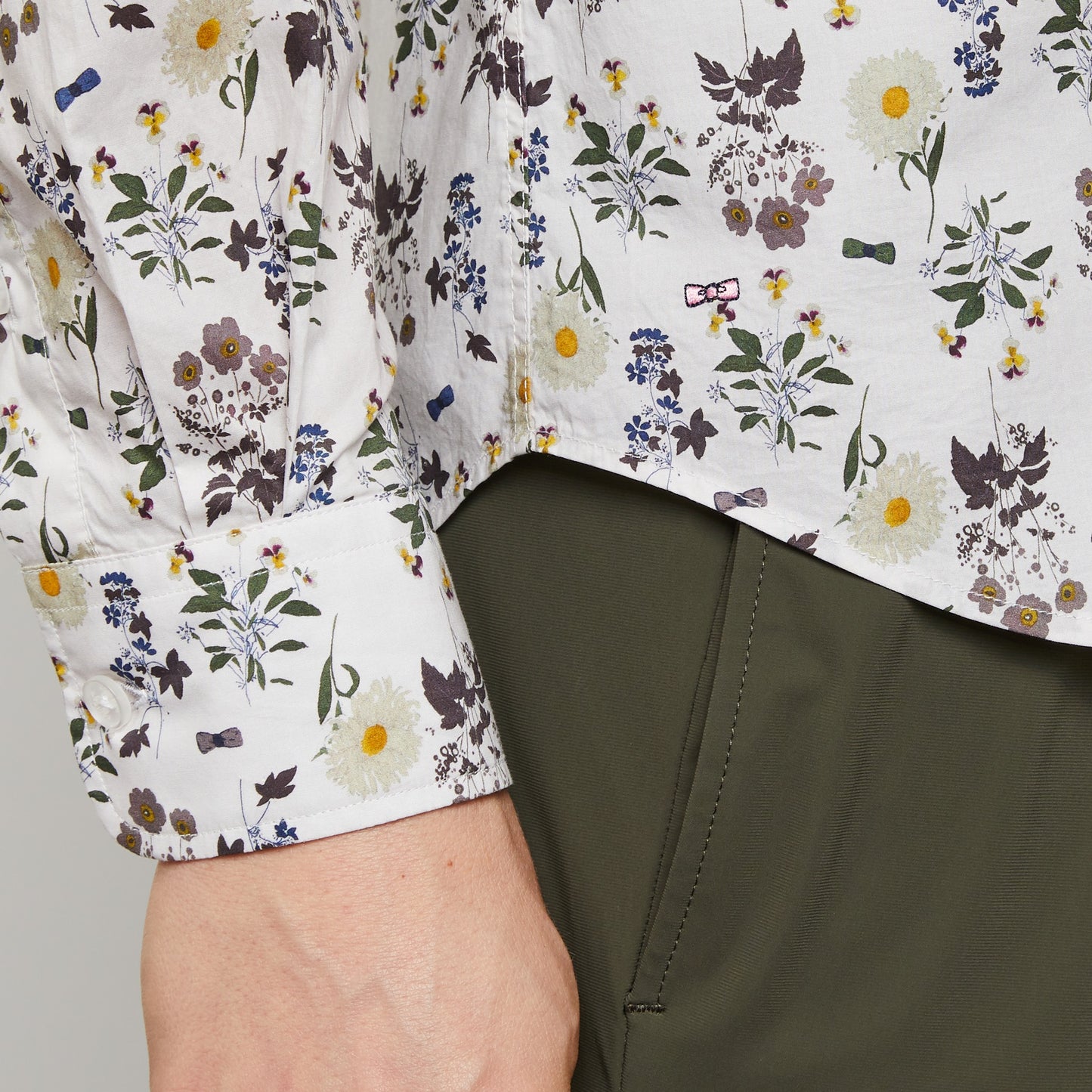 Chemise slim fit à imprimé fleuri