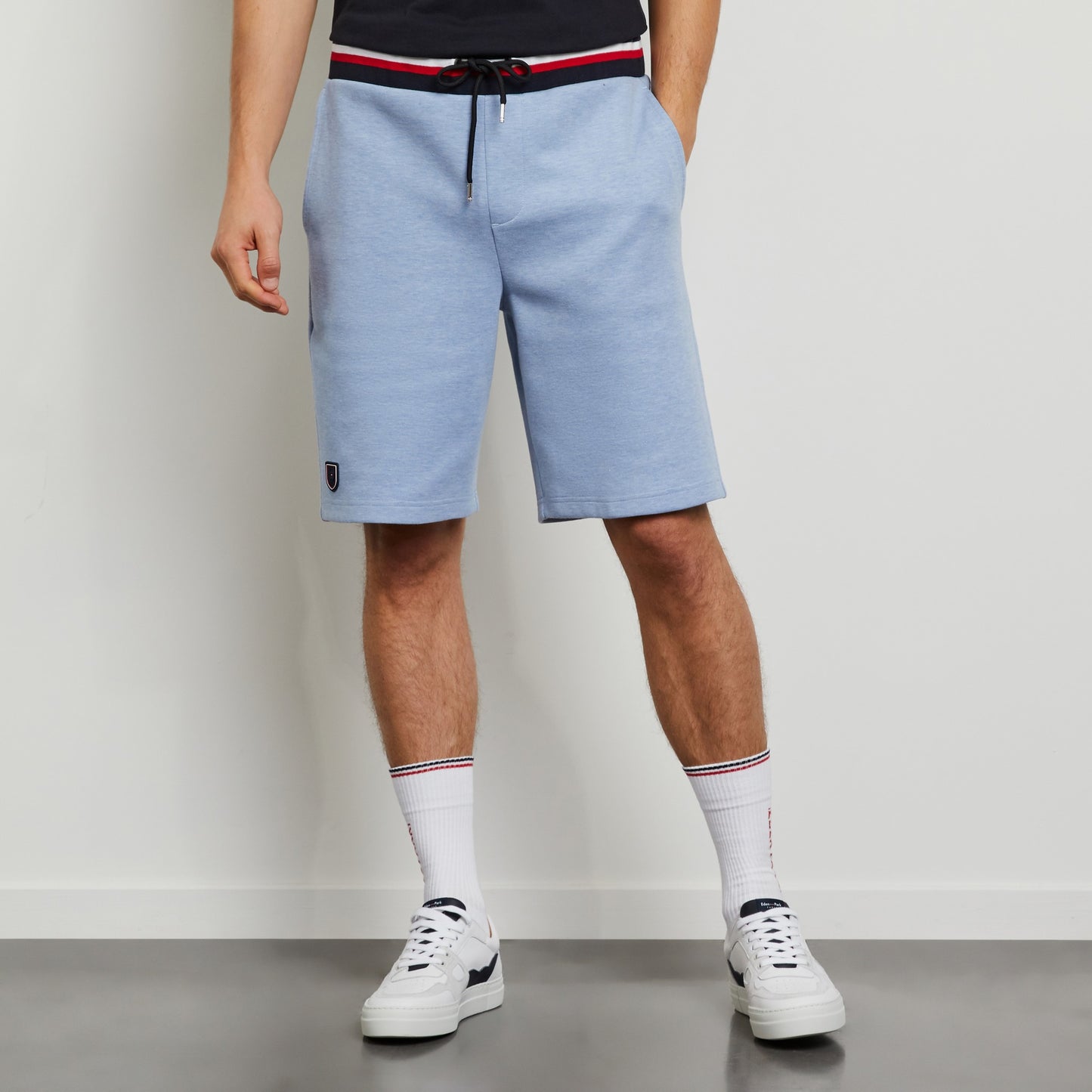 Short bleu clair