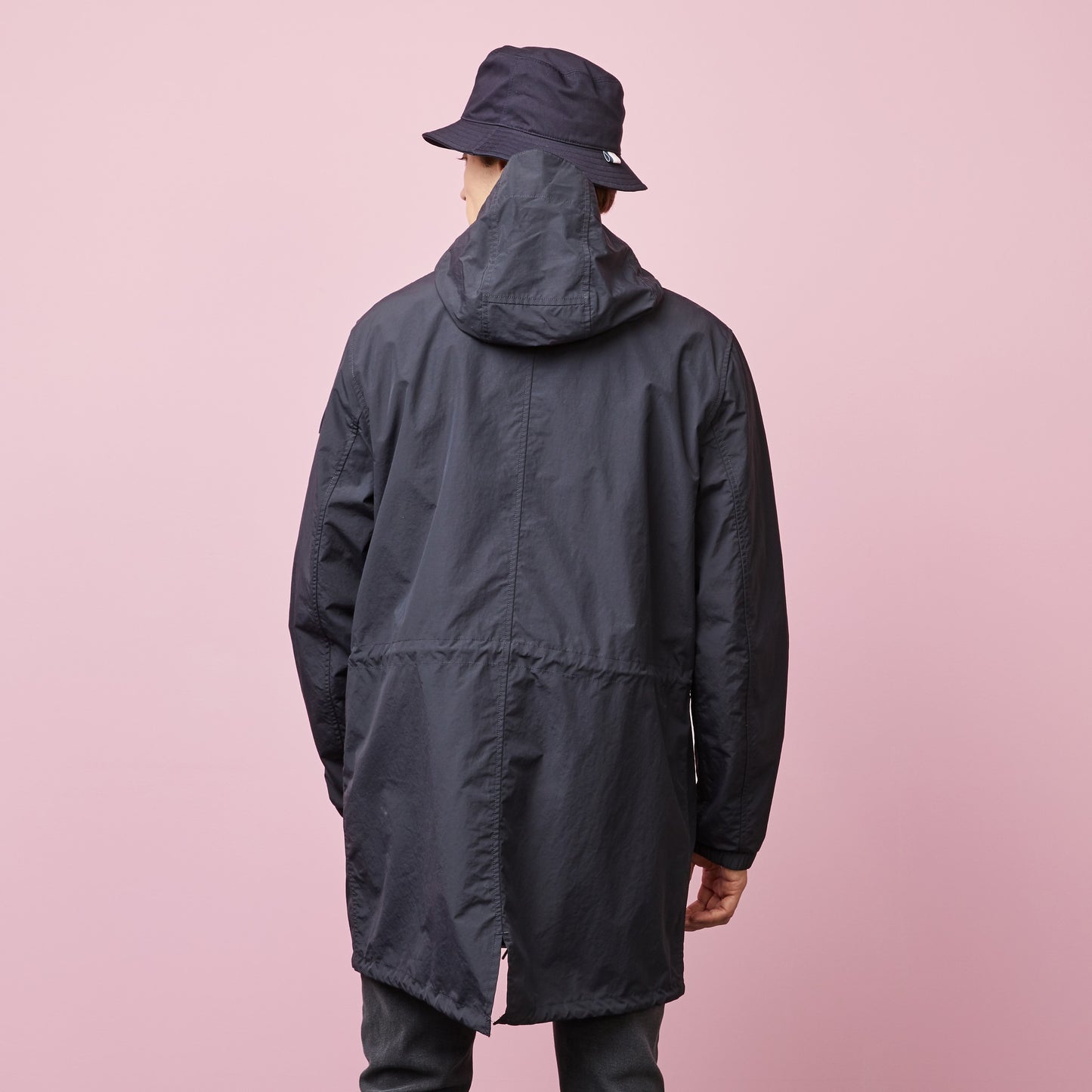 Parka bleu foncé mi-longue
