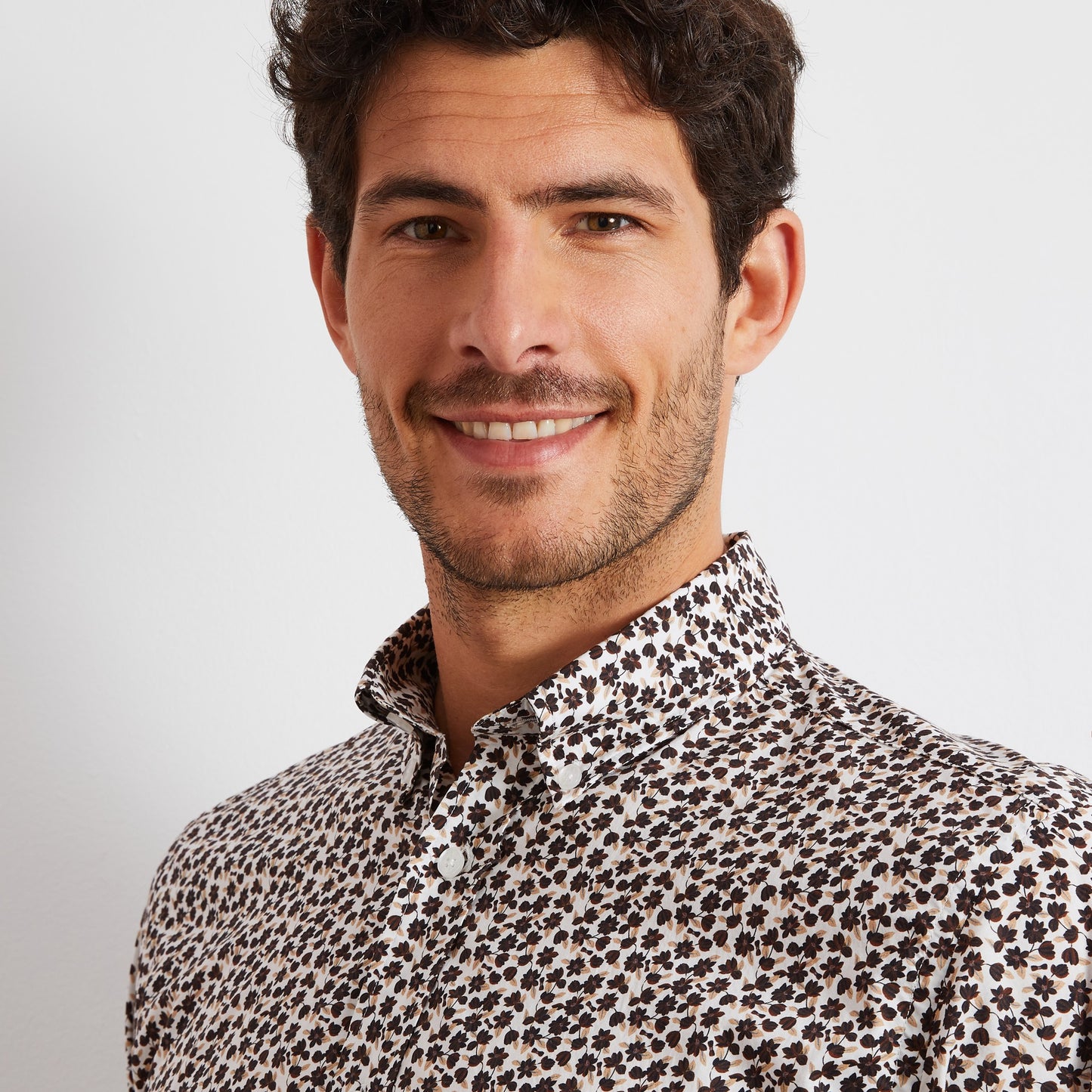 Chemise popeline à motif fleurs automnales